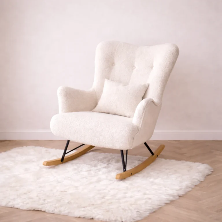 Weisser Boucle Schaukelstuhl zum Stillen mit Kissen